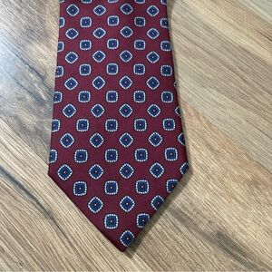 Lands’ End Elegant Burgundy Patterned Men's Tie Geometric